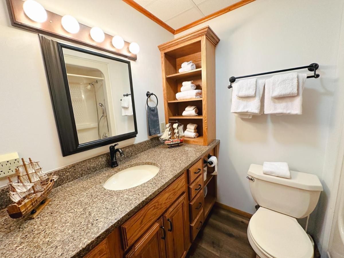 Fun Family Home Near Cedar Point Sandusky Extérieur photo